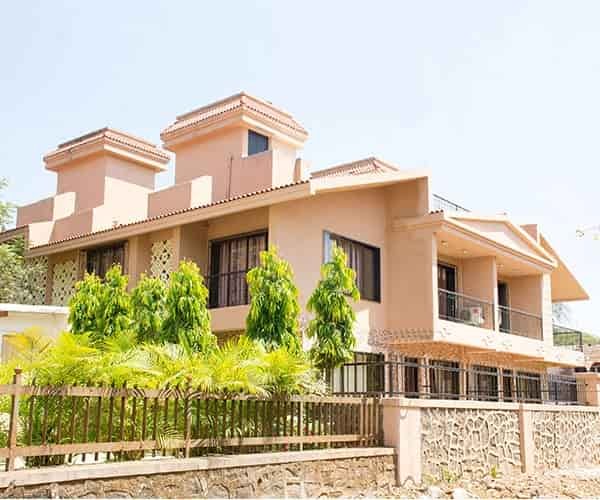 V K LALCO Villa Side Exterior